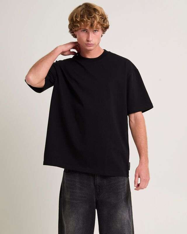 Essential Black Oversized T-Shirt